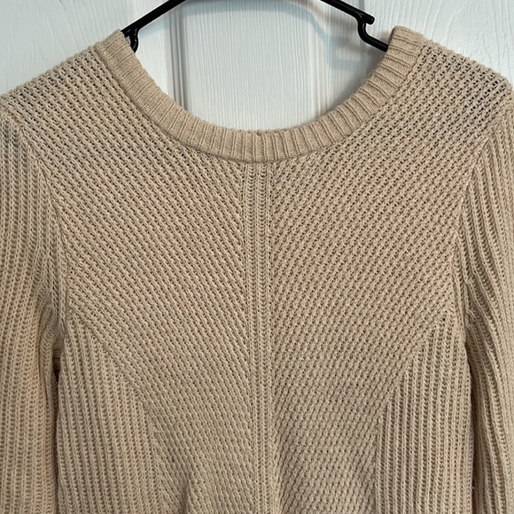 De Collection Crème Sweater - Picture 2 of 3